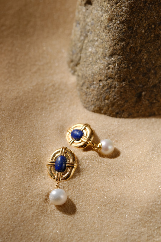 Royal - 18ct gold-plated silver with nature pearls and lapis lazuli earrings