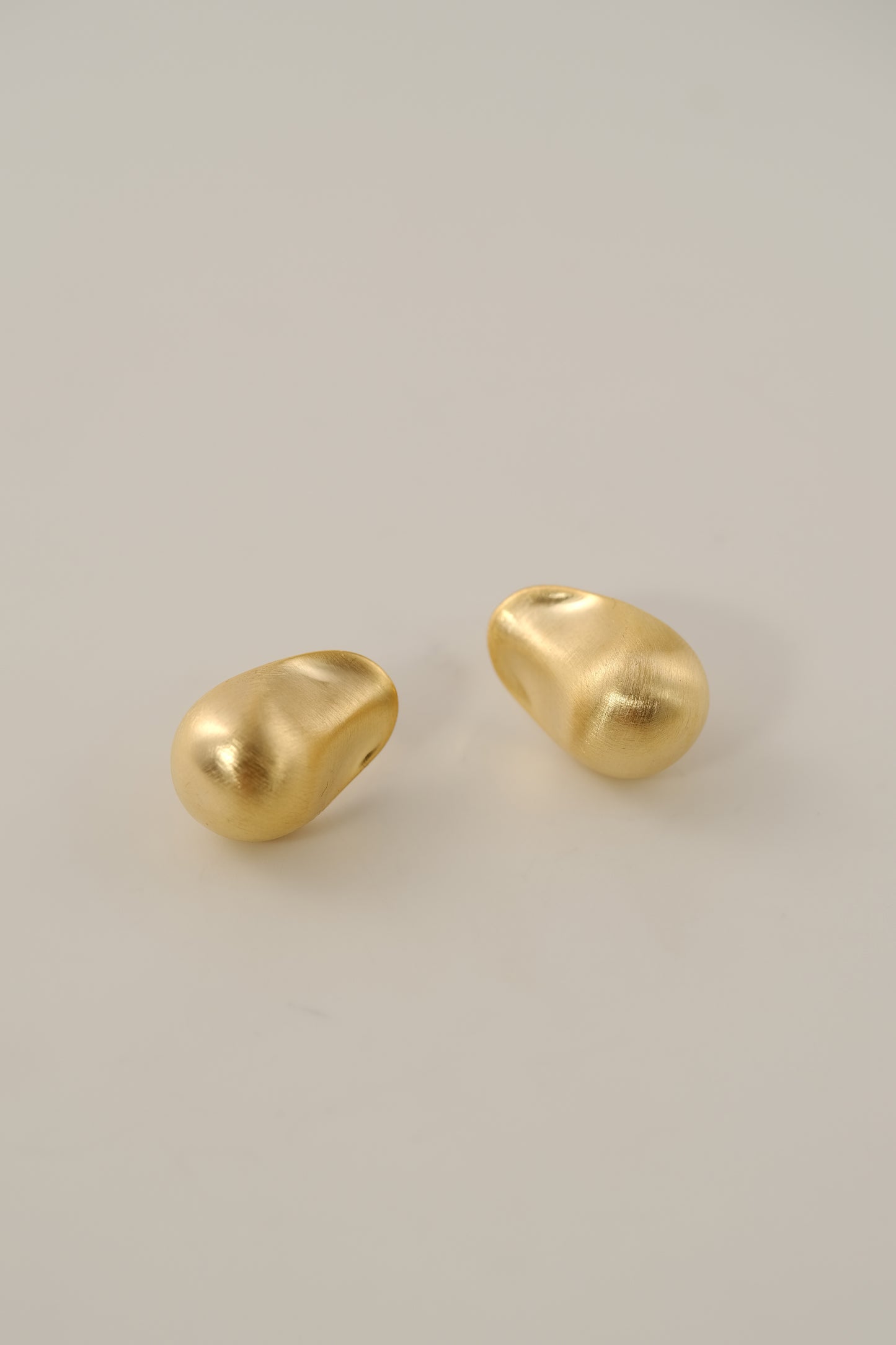 Gold water drop- 18ct gold-plated brass earrings