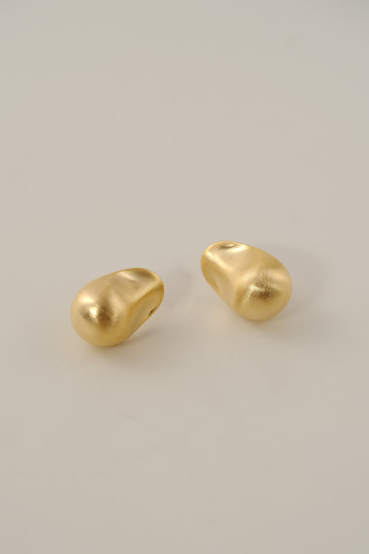 Gold water drop- 18ct gold-plated brass earrings